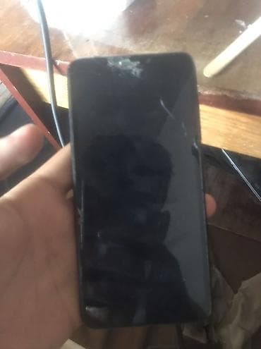 часы с сим картой xiaomi: IPhone SE, Черный — 7