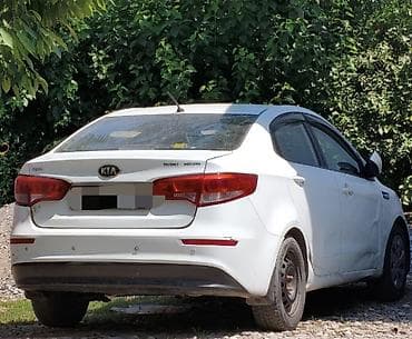 радар авто: Kia Rio: 2016 г., 1.6 л, Кол менен иштөөчү, Бензин, Седан — 2