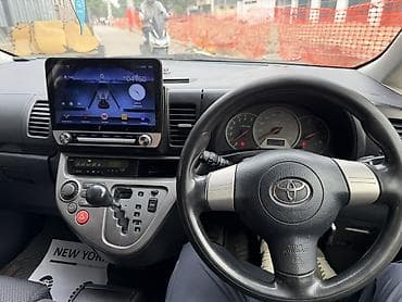 byd 05: Toyota WISH: 2002 г., 2 л, Автомат, Бензин, Универсал — 6
