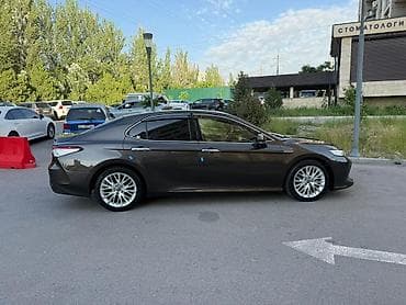 crown 2018: Toyota Camry: 2018 г., 2.5 л, Автомат, Гибрид, Седан — 5