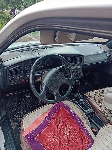 пасат б4 сидан: Volkswagen Passat: 1993 г., Механика, Бензин, Седан — 4