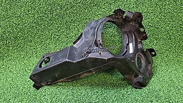 е38: Пластик моторного отсека Е38 8 231 456 Год 2000 В отличном состоянии — 3