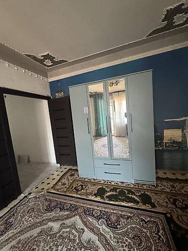 задаю: 1 комната, С мебелью полностью — 3