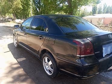 арзан авто уналар: Toyota Avensis: 2003 г., 1.8 л, Кол менен иштөөчү, Бензин, Седан — 3