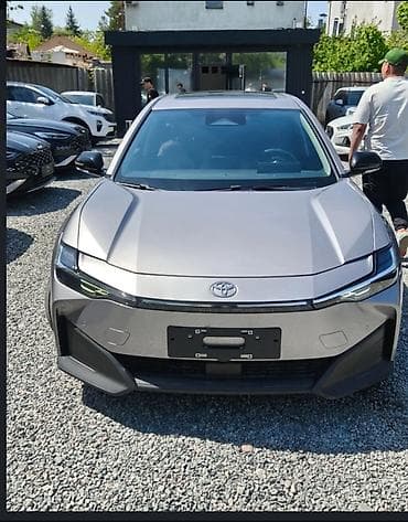 e class: Toyota bZ3: 2023 г., Электромобиль, Фастбек — 2