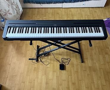 ролер: Yamaha P‑45B цифровое пианино (88 клавиш) с комплектом. Состояние — 1