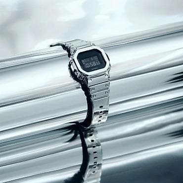 Аксессуары: Casio G-Shock GM-5600YM-8 — это модель из серии Fine Metallic — 2