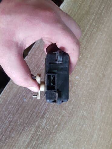 коммутаторы netis: Nissan Mistral актуатор печки, Нисан Террано 2 сервопривод печки — 1