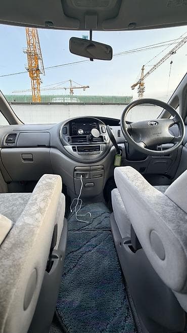 Toyota Estima: 2000 г., 3 л, Автомат, Бензин, Минивэн