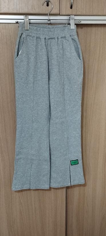 спортивные костюмы для тренировки: Комплект, цвет - Серый, Б/у — 2