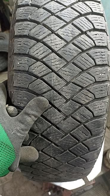 зимные: Шины 195 / 65 / R 15, Зима, Легковые, Maxxis — 3