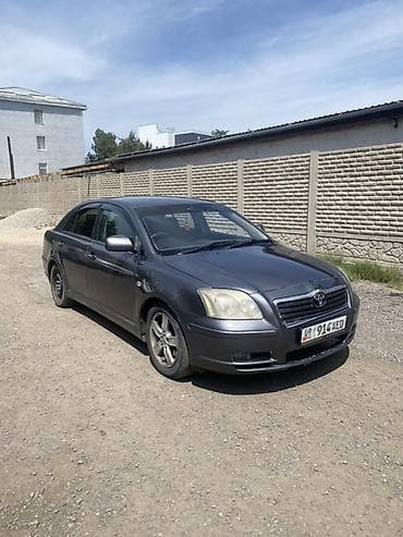 Toyota Avensis: 2004 г., 2 л, Автомат, Бензин, Седан