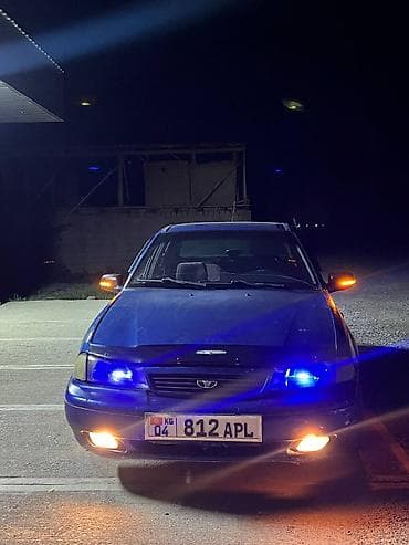 Унаа: Daewoo Nexia: 2008 г., 1.6 л, Кол менен иштөөчү, Бензин, Седан — 1