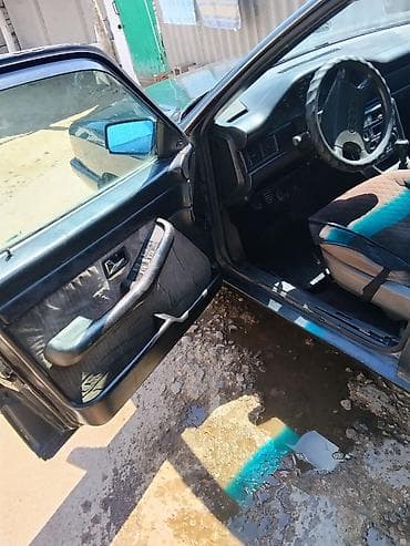 Audi 100: 1989 г., 2 л, Кол менен иштөөчү, Бензин, Седан — 9