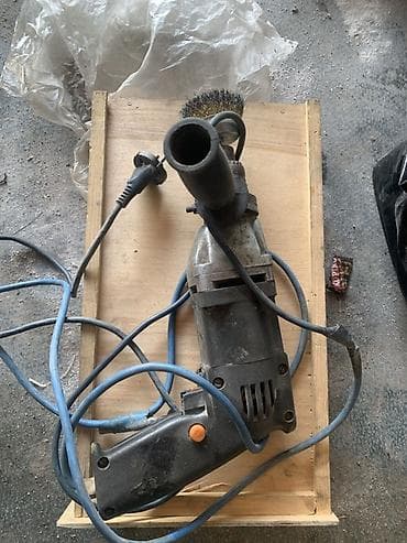 берем: Дрель электрическая с насадкой-щёткой по металлу. Особенности: - — 2