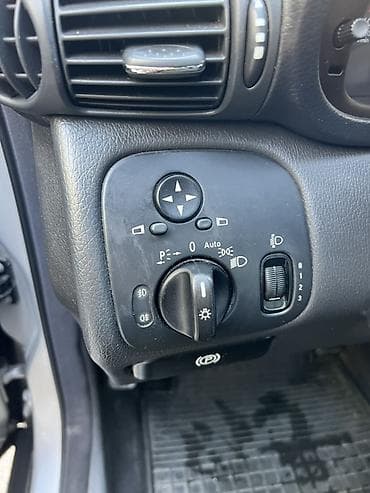 lexus e: Mercedes-Benz C-Class: 2001 г., 2.6 л, Автомат, Бензин, Седан — 8