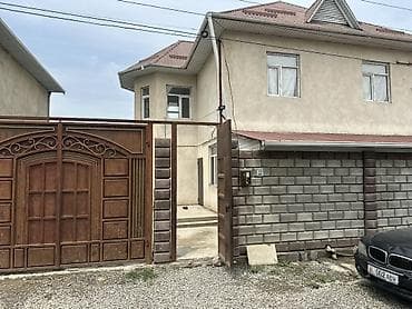 куплю пол дома: Продаётся двухэтажный жилой дом с придомовой территорией и капитальным — 1