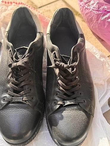 цинцзышоу оригинал и подделка: Белые кожаные кеды CLEMENTO. CABANI оба 44 размер состояние отличное ( — 6