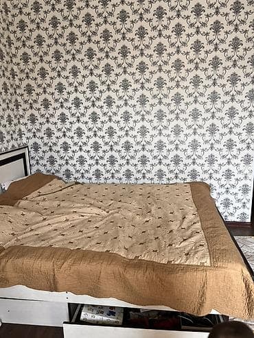 di store: Двуспальная кровать, С ящиком для хранения, длина - 200 см — 1