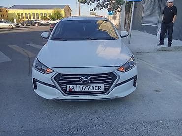 Hyundai Elantra: 2020 г., 1.6 л, Типтроник, Гибрид, Лифтбек