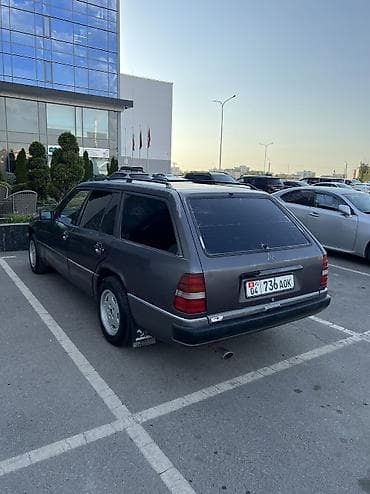 Mercedes-Benz W124: 1991 г., 2.3 л, Механика, Бензин, Седан — 3