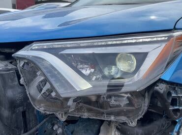 купить фары на ниву: Передняя левая фара Toyota — 1