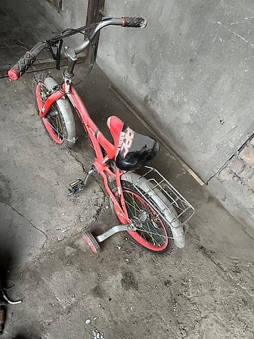 Толокарлар: Балдар үчүн велосипед, 4 дөңгөлөктүү, 3 - 4 жаш, Колдонулган — 2