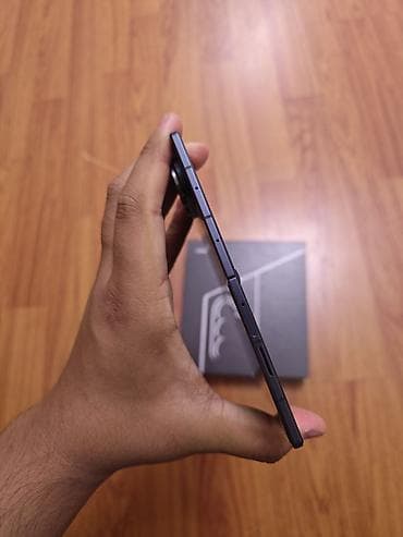 Техника жана электроника: Samsung Galaxy Z Fold 7, Колдонулган, 256 ГБ, түсү - Кара, 2 SIM — 5