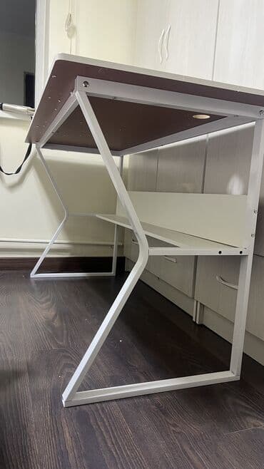 стол румынский: Компьютерный стол, Новый, Складной — 8