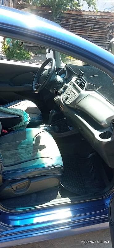 Продажа авто: Honda Fit: 2008 г., 1.5 л, Автомат, Бензин, Хэтчбэк — 6