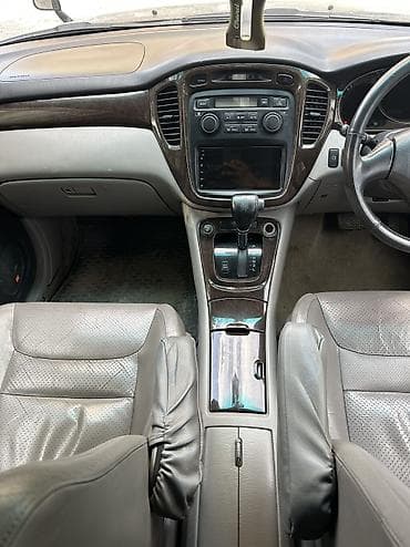 Транспорт: Toyota Kluger: 2001 г., 3 л, Автомат, Газ, Кроссовер — 8