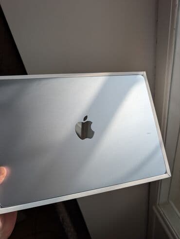 купить макбук в рассрочку: Ноутбук, Apple, 16 ГБ ОЗУ, Apple M4, 13.3 ", Б/у, Для работы, учебы, память SSD — 4