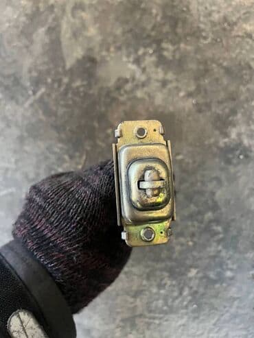 продать швейную машинку на запчасти: Mazda 6 ограничитель двери, Мазда 6 дверной ограничитель — 2