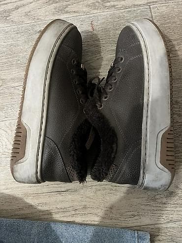 кроксы зимние: Тёплые зимние кеды/кроссовки с меховой отделкой внутри. - Цвет — 3