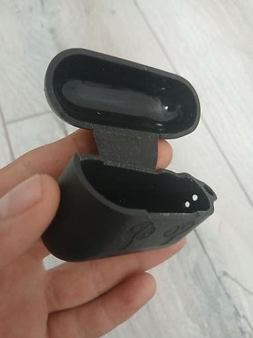 samsung a23: Продаю AirPods pro. коробка есть. Б/у уже 2 месяч назад купил. В — 6