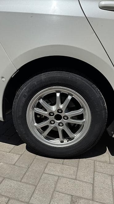 диски r15: Toyota Prius: 2019 г., 1.8 л, Вариатор, Гибрид, Лифтбек — 10