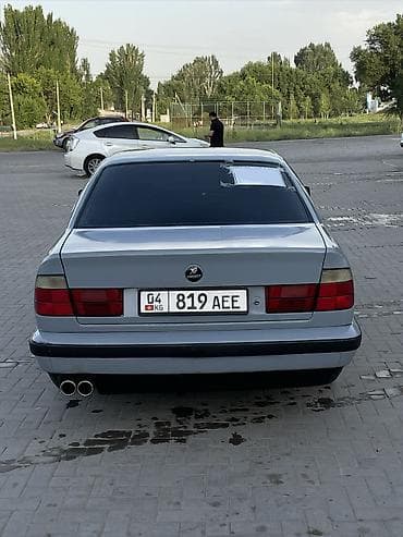 илизон машына: BMW 5 series: 1990 г., 2.5 л, Кол менен иштөөчү, Бензин, Седан — 8