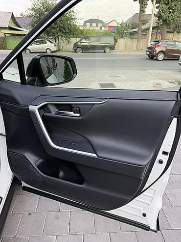 cr v 1 поколение: Toyota RAV4: 2022 г., 2.5 л, Автомат, Гибрид, Кроссовер — 10