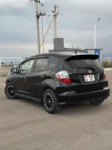 toyota cube: Honda Jazz: 2010 г., 1.5 л, Автомат, Бензин, Хэтчбэк — 3