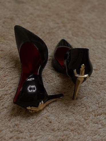 высокие каблуки: Туфли, 38, Christian Louboutin, Новый, цвет - Черный, Самовывоз — 3