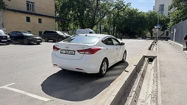 Продажа авто: Hyundai Avante: 2012 г., 1.6 л, Автомат, Бензин, Седан — 3