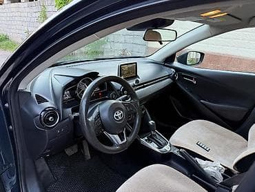 Продажа авто: Toyota Yaris: 2017 г., 1.5 л, Автомат, Бензин, Седан — 5
