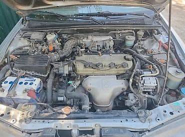 Унаа сатуу: Honda Accord: 1995 г., 1.8 л, Механика, Бензин, Седан — 1