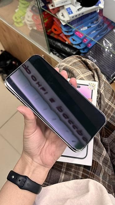 a 30 s: IPhone 14 Pro Max, Б/у, 256 ГБ, Deep Purple, Коробка, 82 % — 4