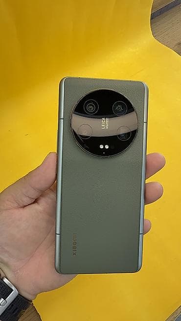 Xiaomi, 13 Ultra, Б/у, 256 ГБ, 2 SIM at lalafo.kg Xiaomi, 13 Ultra, Б/у, 256 ГБ, 2 SIM