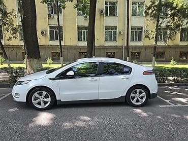 гене: Chevrolet Volt: 2013 г., Гибрид, Хэтчбэк — 4