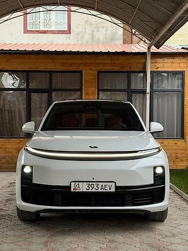 ford expedition: Lixiang L7: 2024 г., 1.5 л, Гибрид, Кроссовер — 2