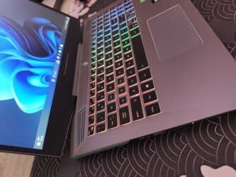 Ноутбуки: Ноутбук, Haier, 16 ГБ ОЗУ, Intel Core i7, 15.6 ", Б/у, Для несложных задач, память NVMe SSD — 4