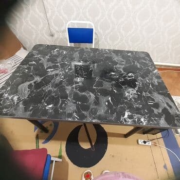 Шкафы: Обеденный стол прямоугольный с глянцевой столешницей под черный — 3