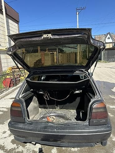 св 95: Volkswagen Golf: 1992 г., 1.8 л, Механика, Бензин, Хэтчбэк — 8